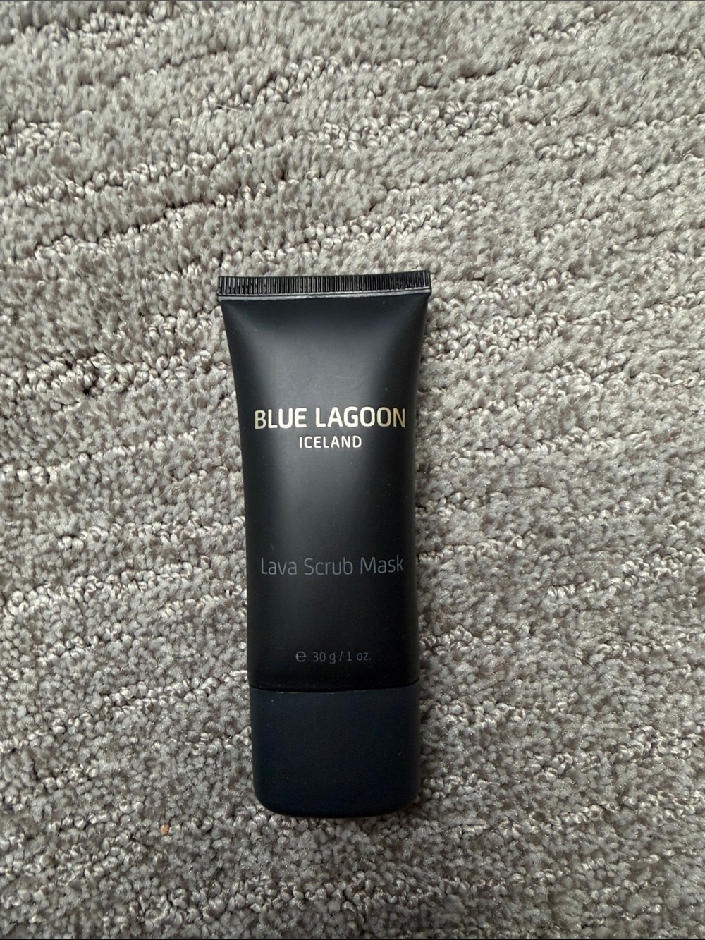 Blue lagoon Iceland lava scrub mask
